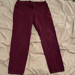 Maurices Size L Maroon Pants